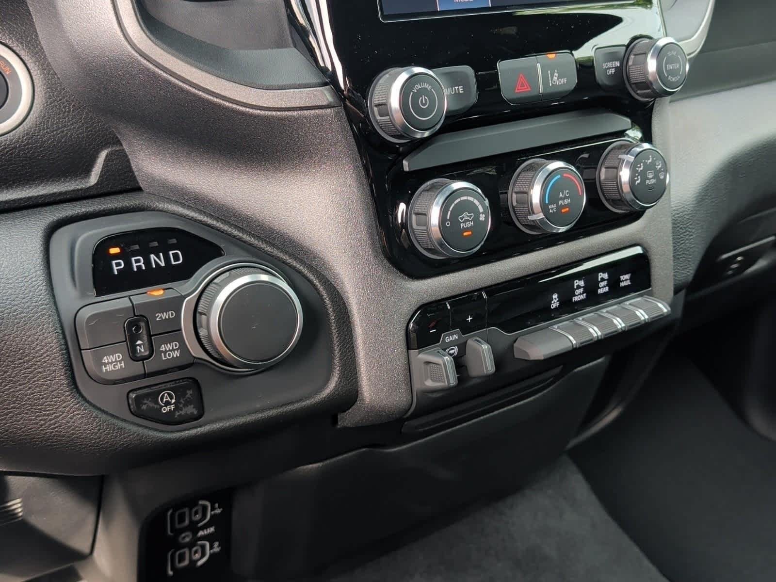 Used 2026 RAM 1500 Tradesman AWD/4WD image 22