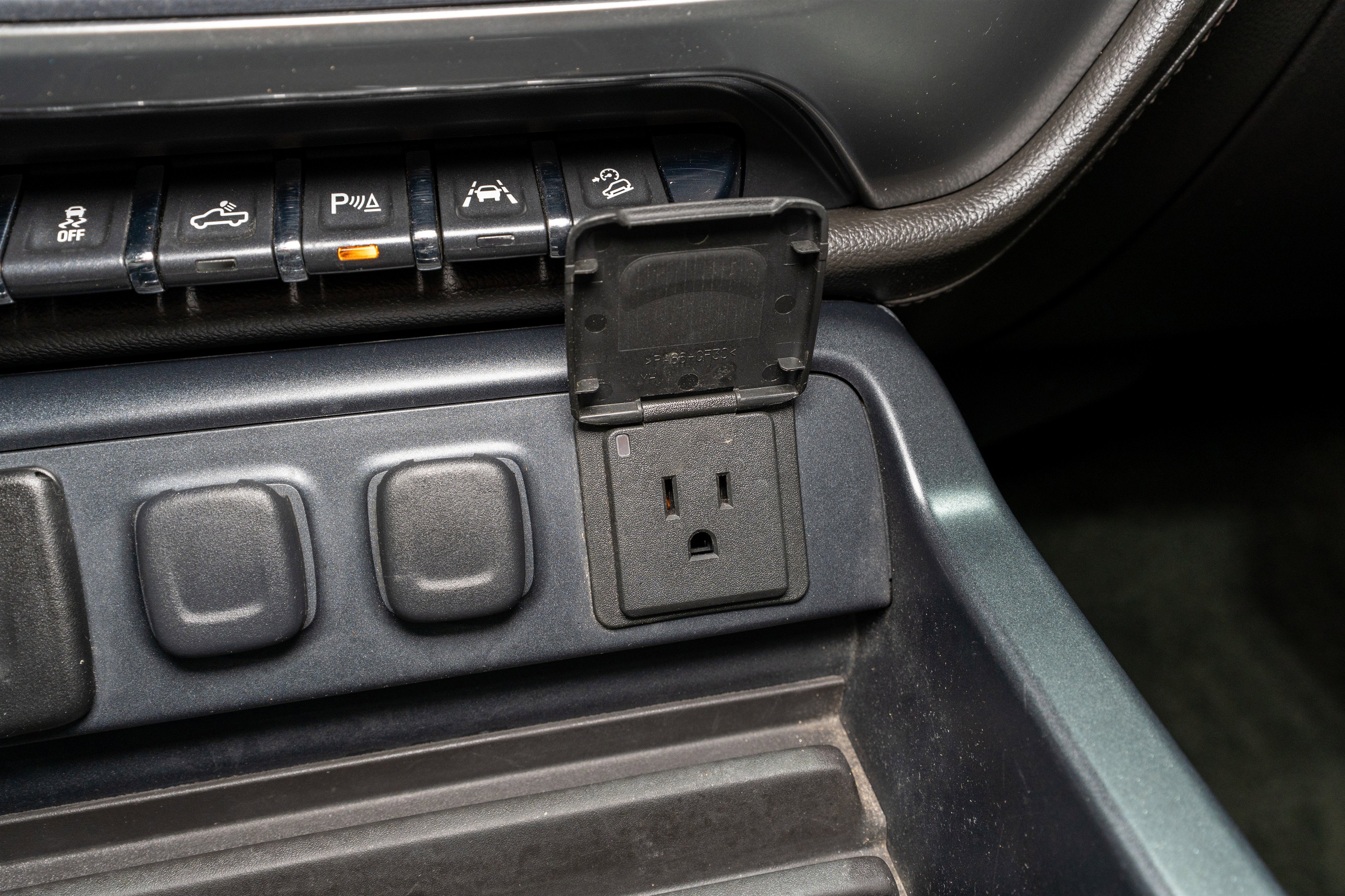 Used 2017 Chevrolet Silverado 1500 LTZ Z71 image 27