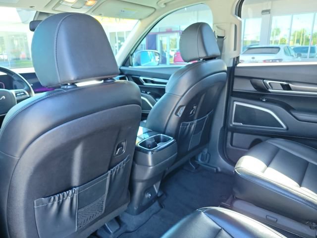 Used 2023 Kia Telluride S FWD image 13