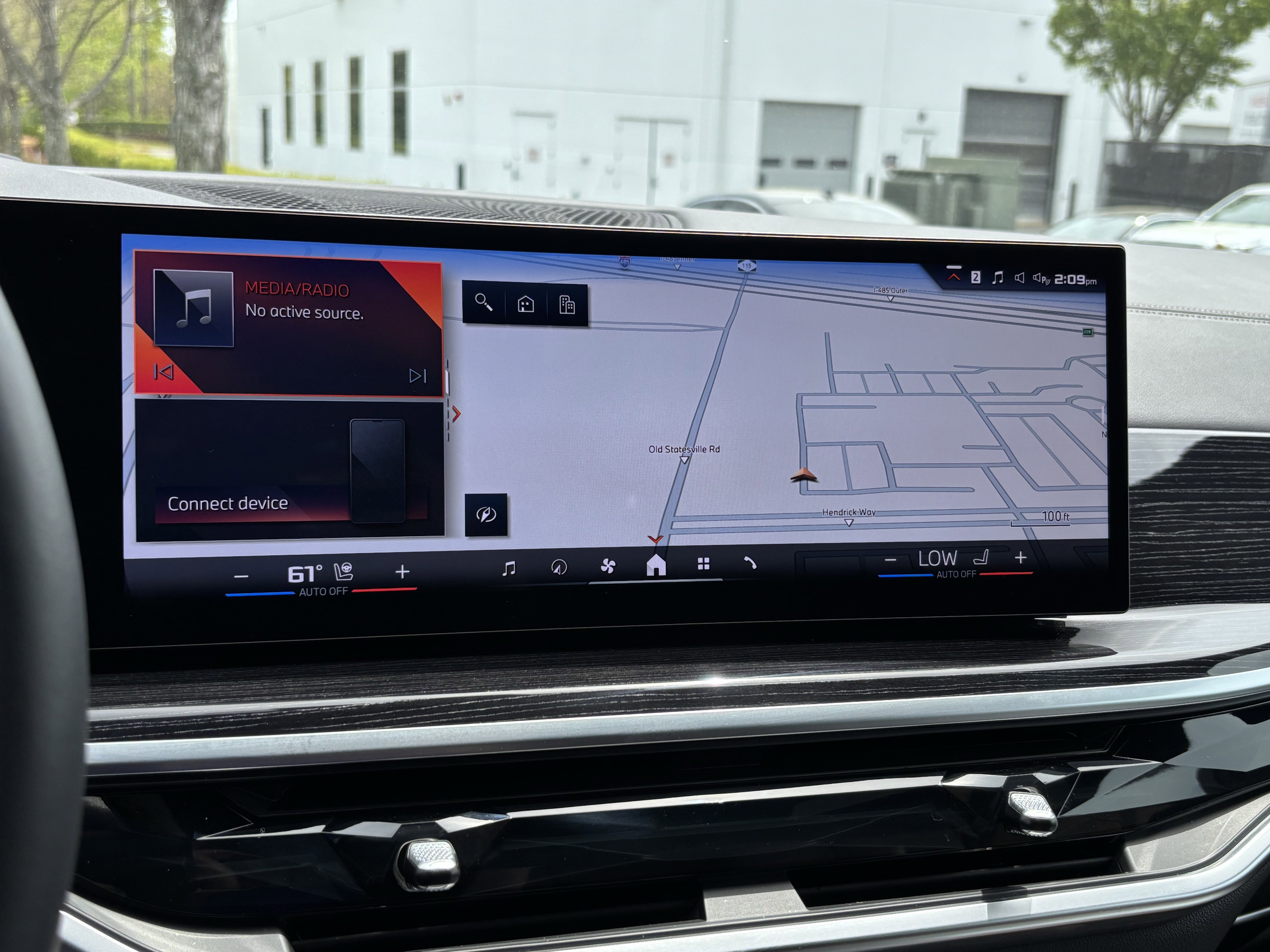 Certified 2026 BMW X7 M60i AWD/4WD image 24