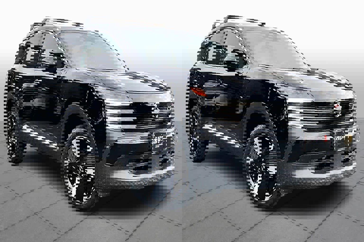 New 2026 Nissan Kicks SR image 2