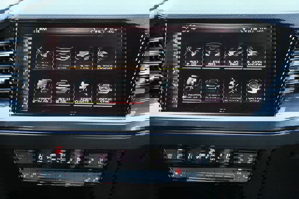 Used 2025 Audi Q4 e-tron Premium Plus w/ Premium Plus AWD/4WD image 13