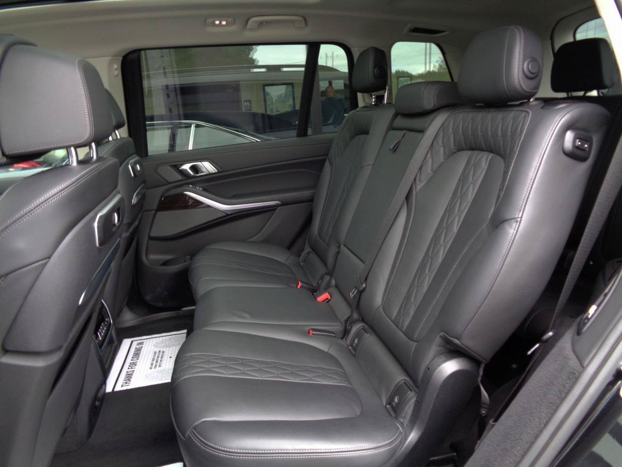 Used 2024 BMW X7 xDrive40i AWD/4WD image 17