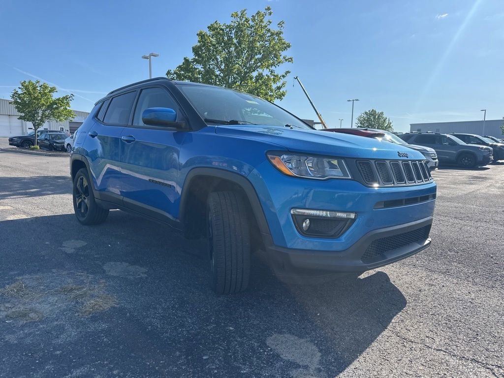 Used 2018 Jeep Compass Latitude w/ Popular Equipment Group AWD/4WD image 12