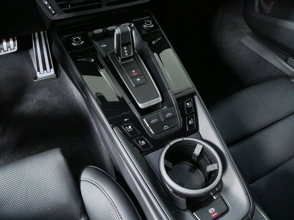 Certified 2026 Porsche 911 GTS RWD image 20