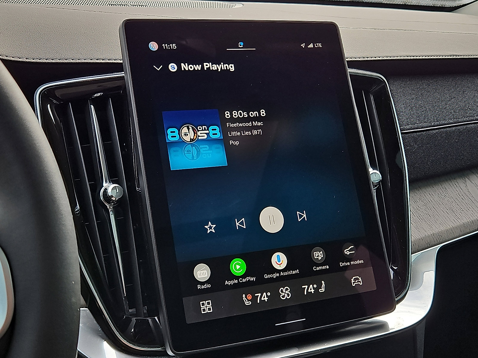 Certified 2025 Volvo XC90 T8 Ultra w/ Protection Package Premier image 18