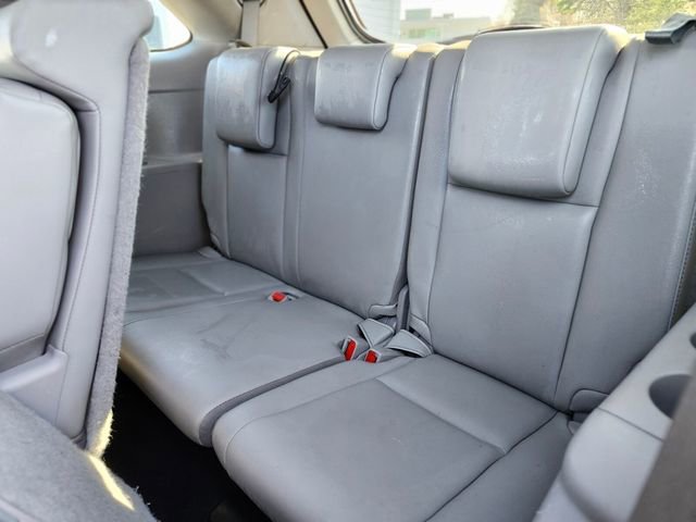 Used 2019 Toyota Highlander XLE AWD/4WD image 18