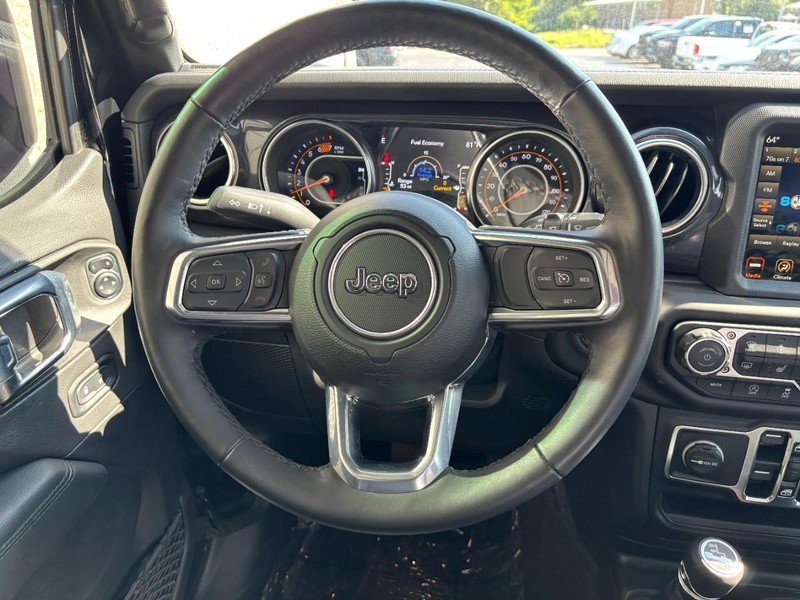 Used 2023 Jeep Wrangler Unlimited Sahara AWD/4WD image 16