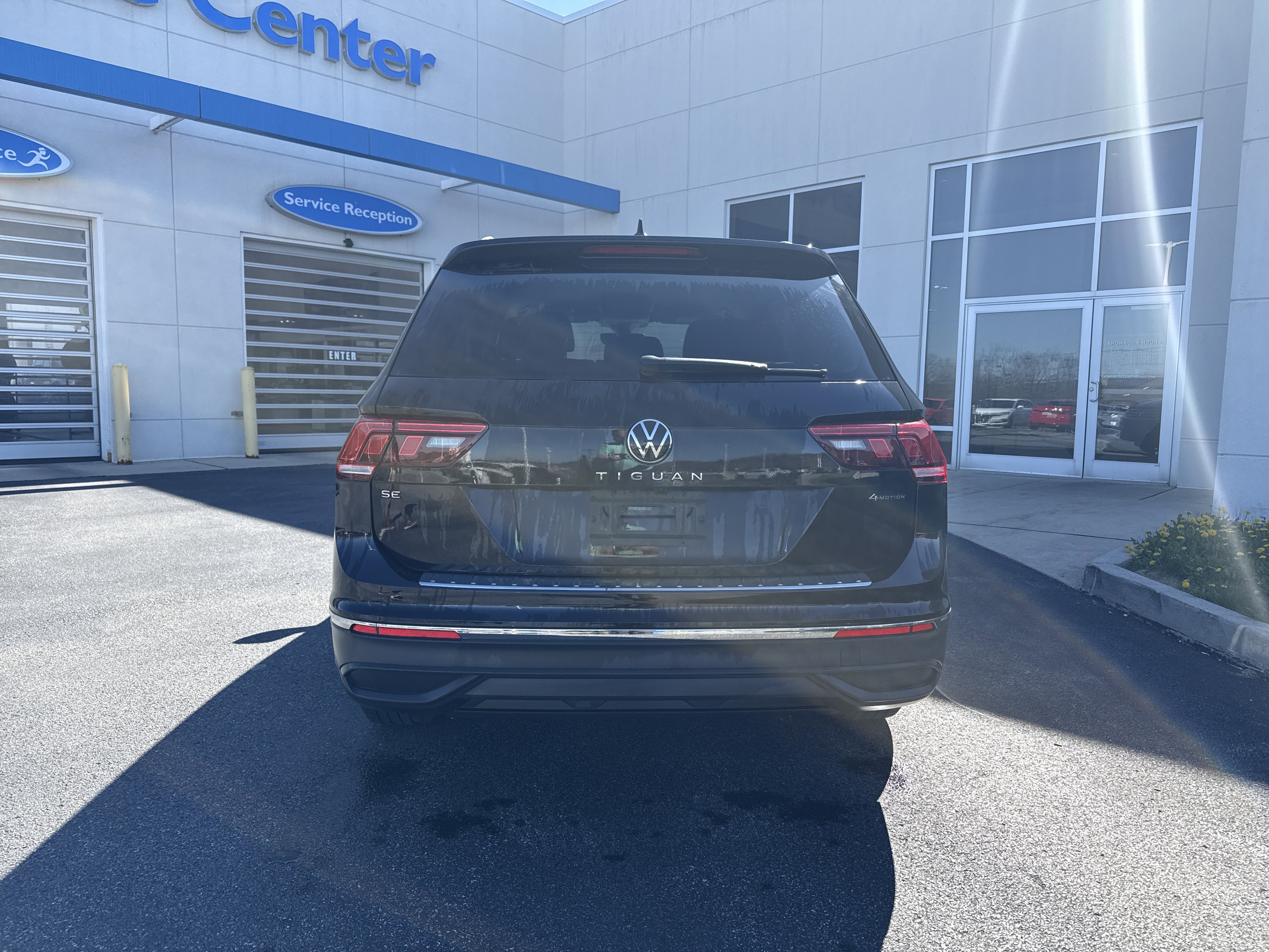 Used 2022 Volkswagen Tiguan SE image 4