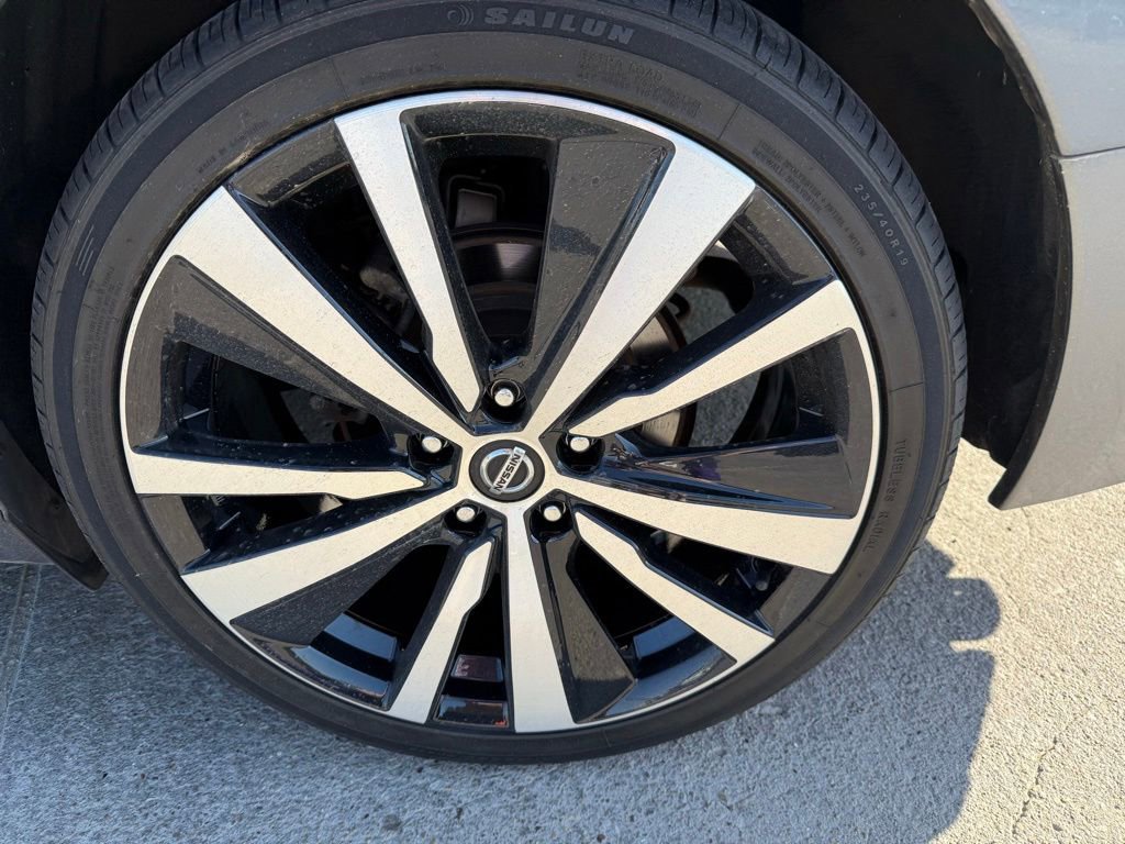 Used 2021 Nissan Altima 2.5 SR FWD image 9