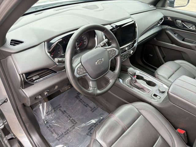 Used 2023 Chevrolet Traverse RS w/ LPO, Floor Liner Package AWD/4WD image 10