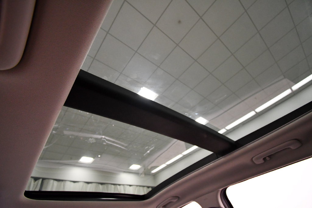 Certified 2023 Kia Sportage SX FWD image 16