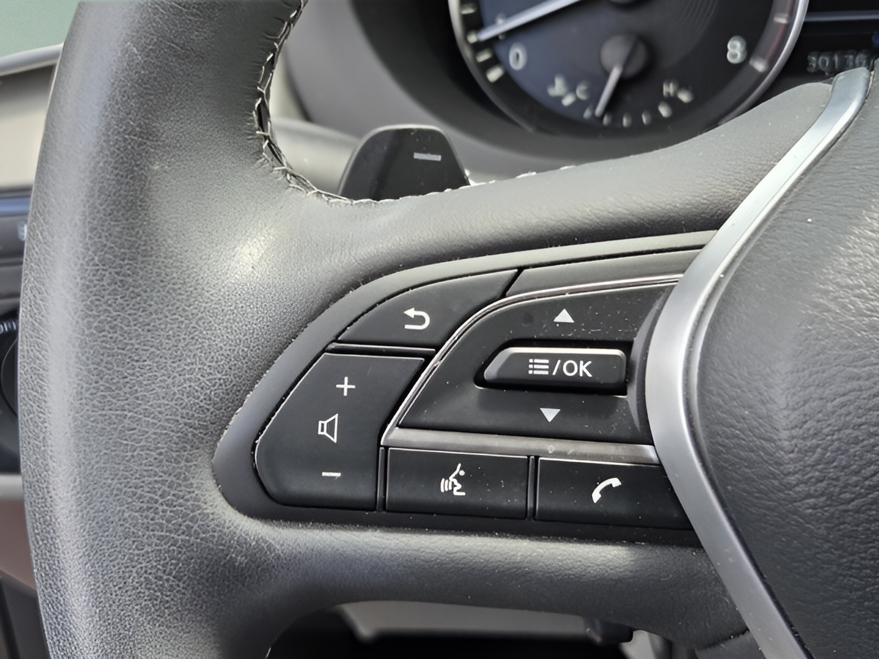 Used 2023 INFINITI QX50 Sensory FWD image 21