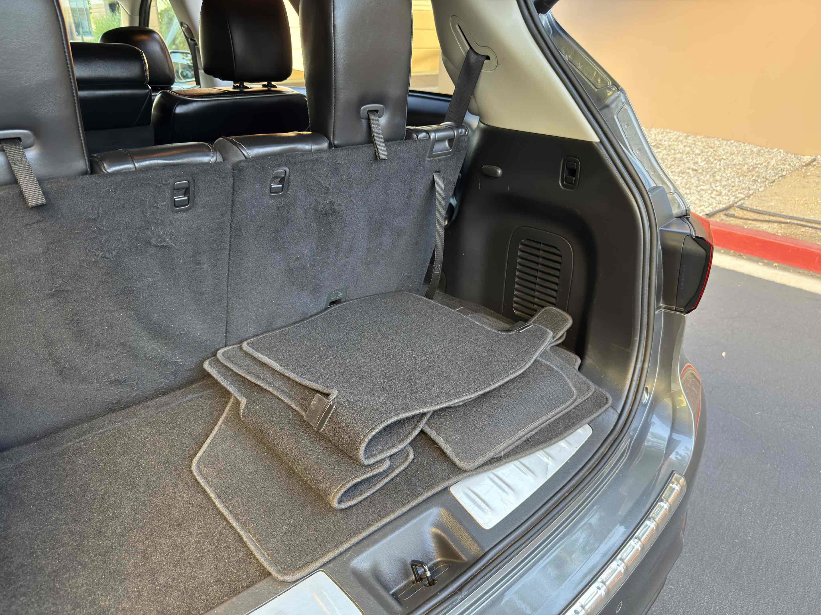 Used 2017 INFINITI QX60 FWD w/ Premium Plus Package image 70