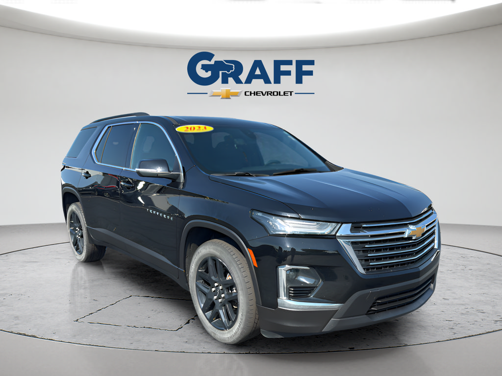 Used 2023 Chevrolet Traverse LT w/ Rear Camera Mirror Package AWD/4WD image 11