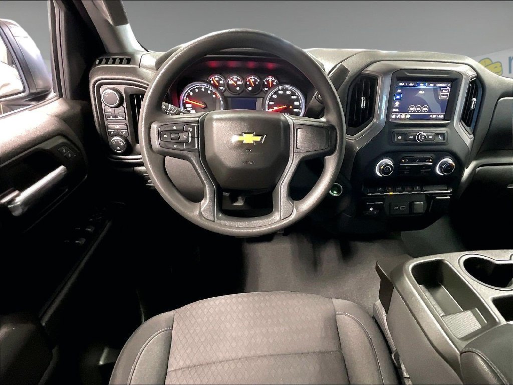 Used 2023 Chevrolet Silverado 1500 Custom AWD/4WD image 17