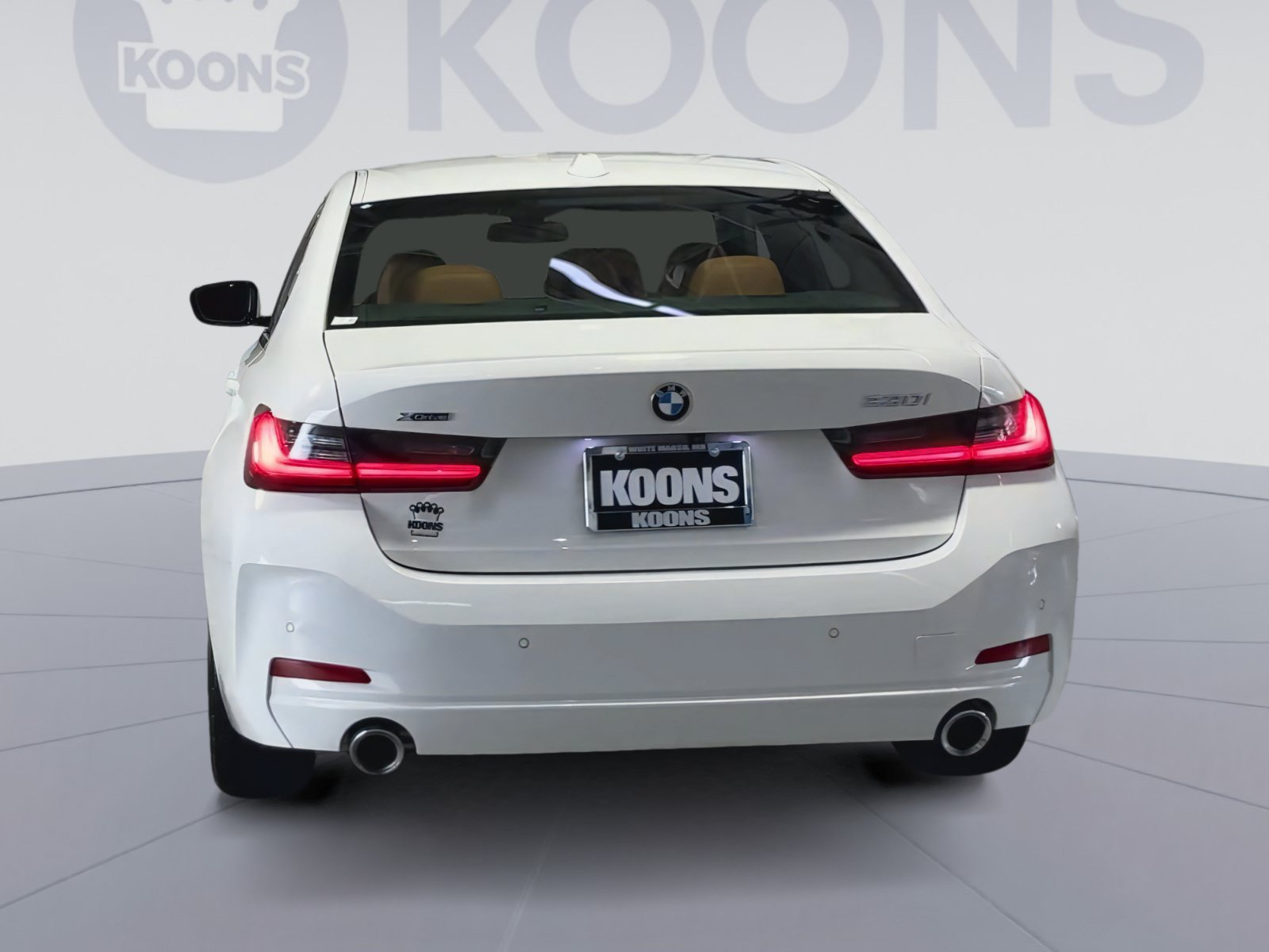 Used 2024 BMW 330i xDrive Sedan w/ Convenience Package AWD/4WD image 10