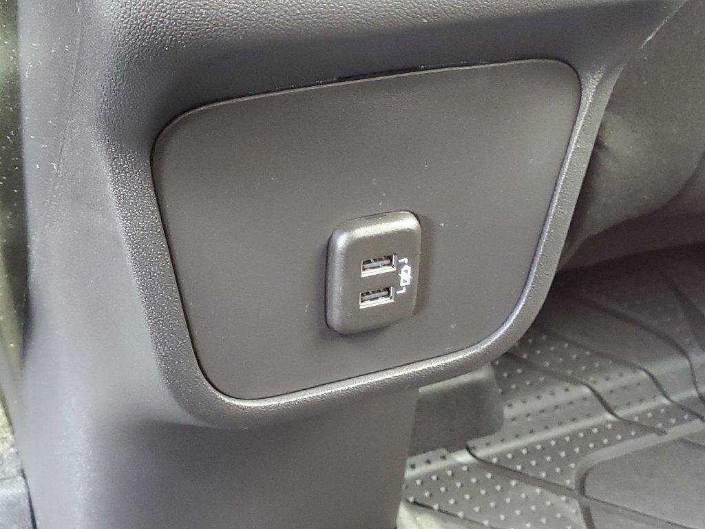 Used 2024 Chevrolet Equinox LT w/ LPO, Floor Liner Package FWD image 26
