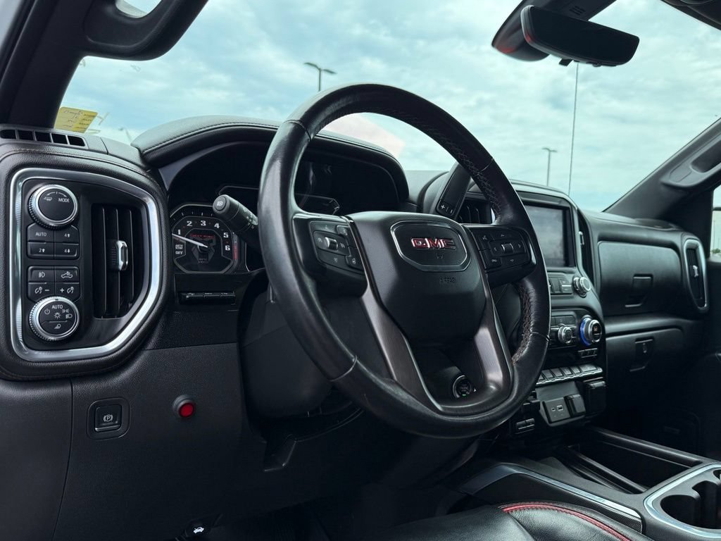 Used 2021 GMC Sierra 1500 AT4 w/ AT4 Premium Package AWD/4WD image 11