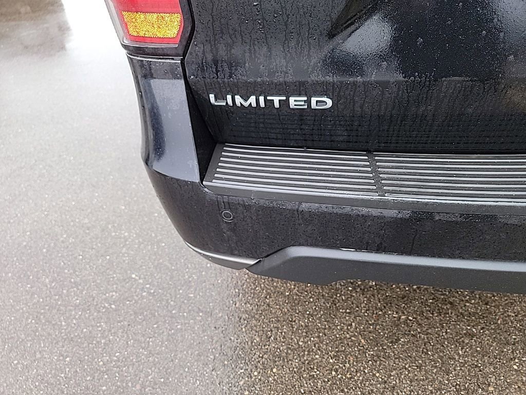 Used 2020 Ford Expedition Max Limited image 18