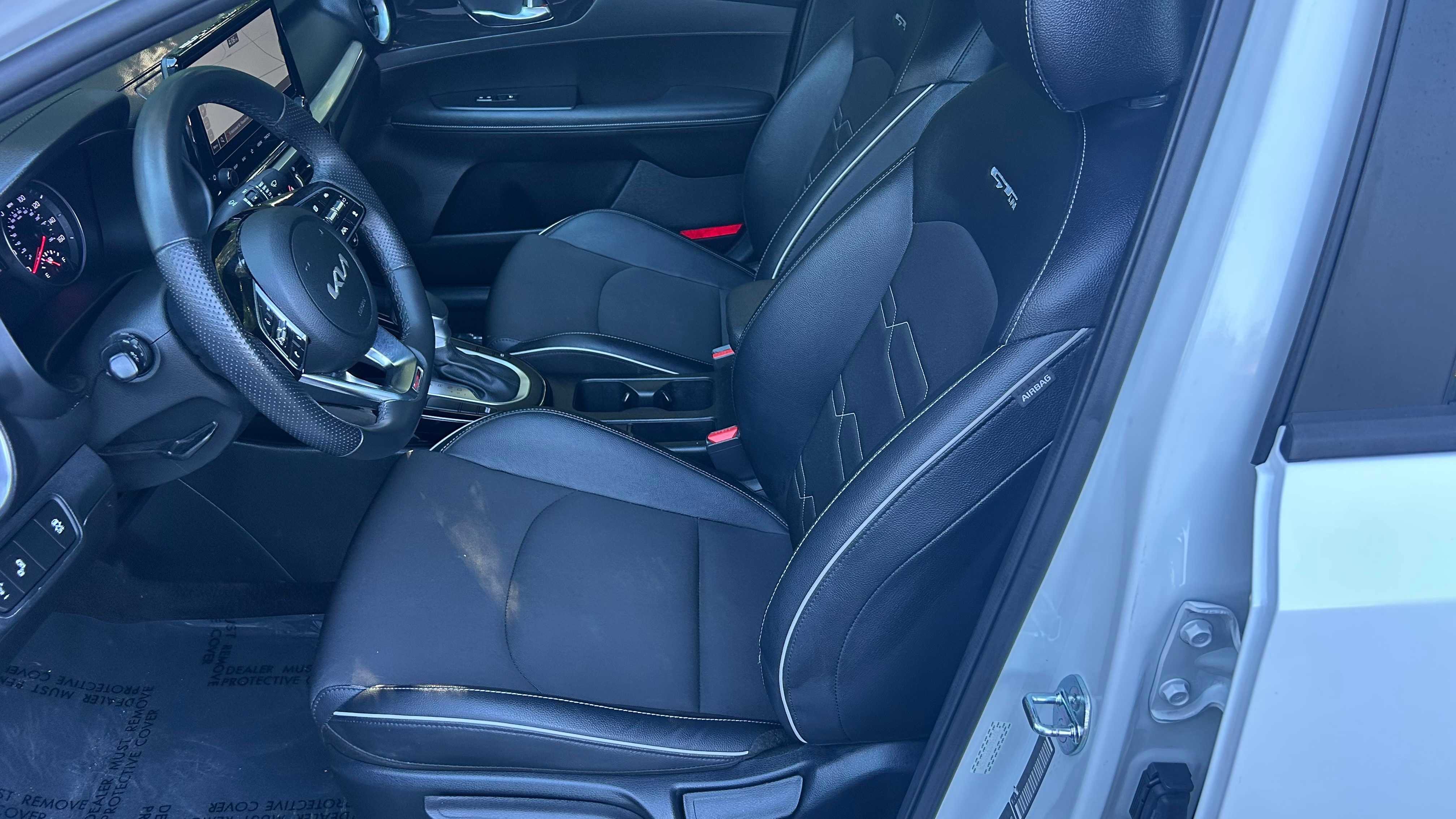 Used 2023 Kia Forte GT-Line w/ GT-Line Technology Package image 20