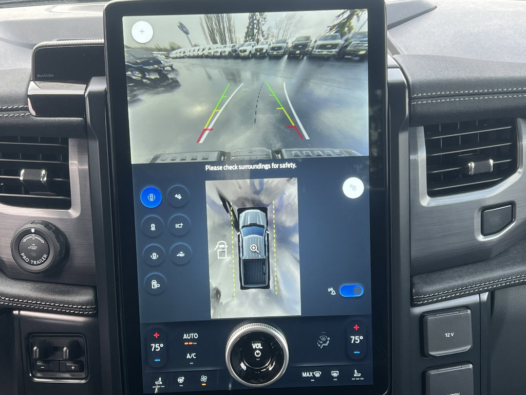 Used 2025 Ford F150 Lightning Flash image 32