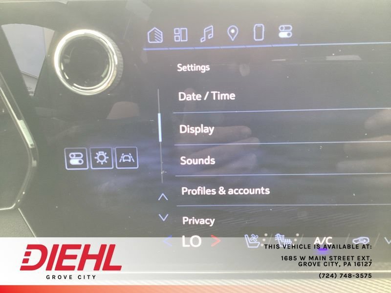 Certified 2024 Chevrolet Traverse RS AWD/4WD image 45