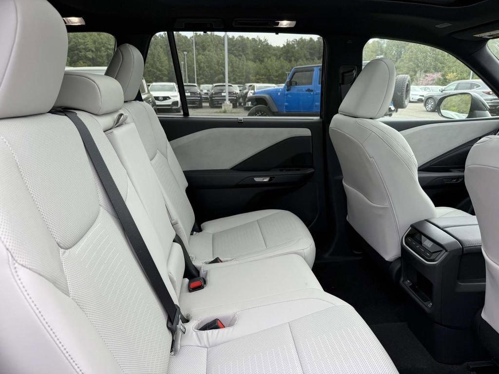 Used 2026 Lexus TX 350 AWD w/ Technology Package image 17