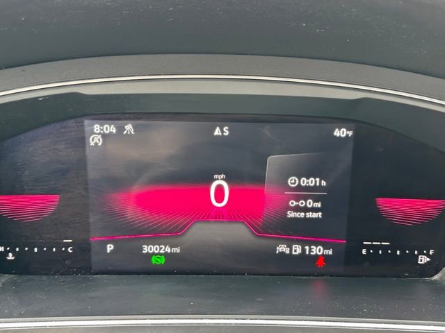 Certified 2022 Volkswagen Tiguan SE R-Line image 40