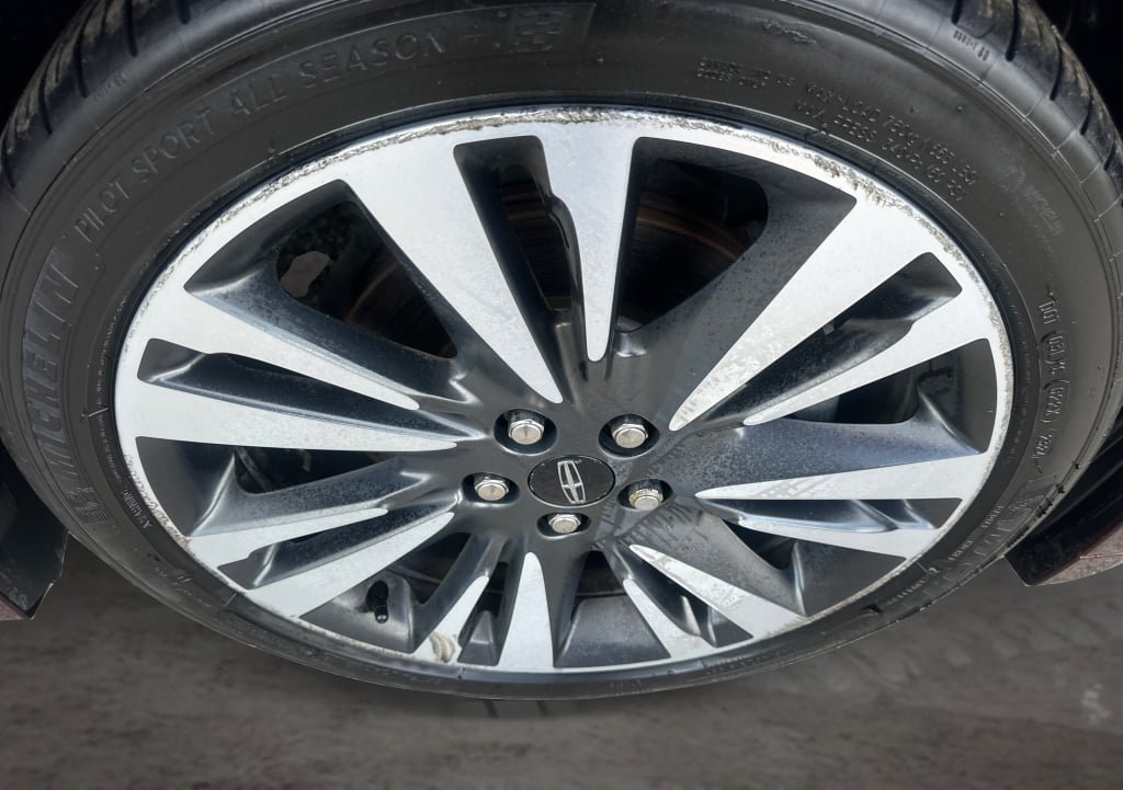 Used 2017 Lincoln MKZ Reserve w/ Climate Package FWD image 17