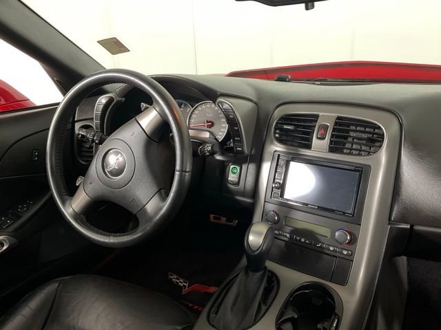 Used 2007 Chevrolet Corvette Coupe image 24