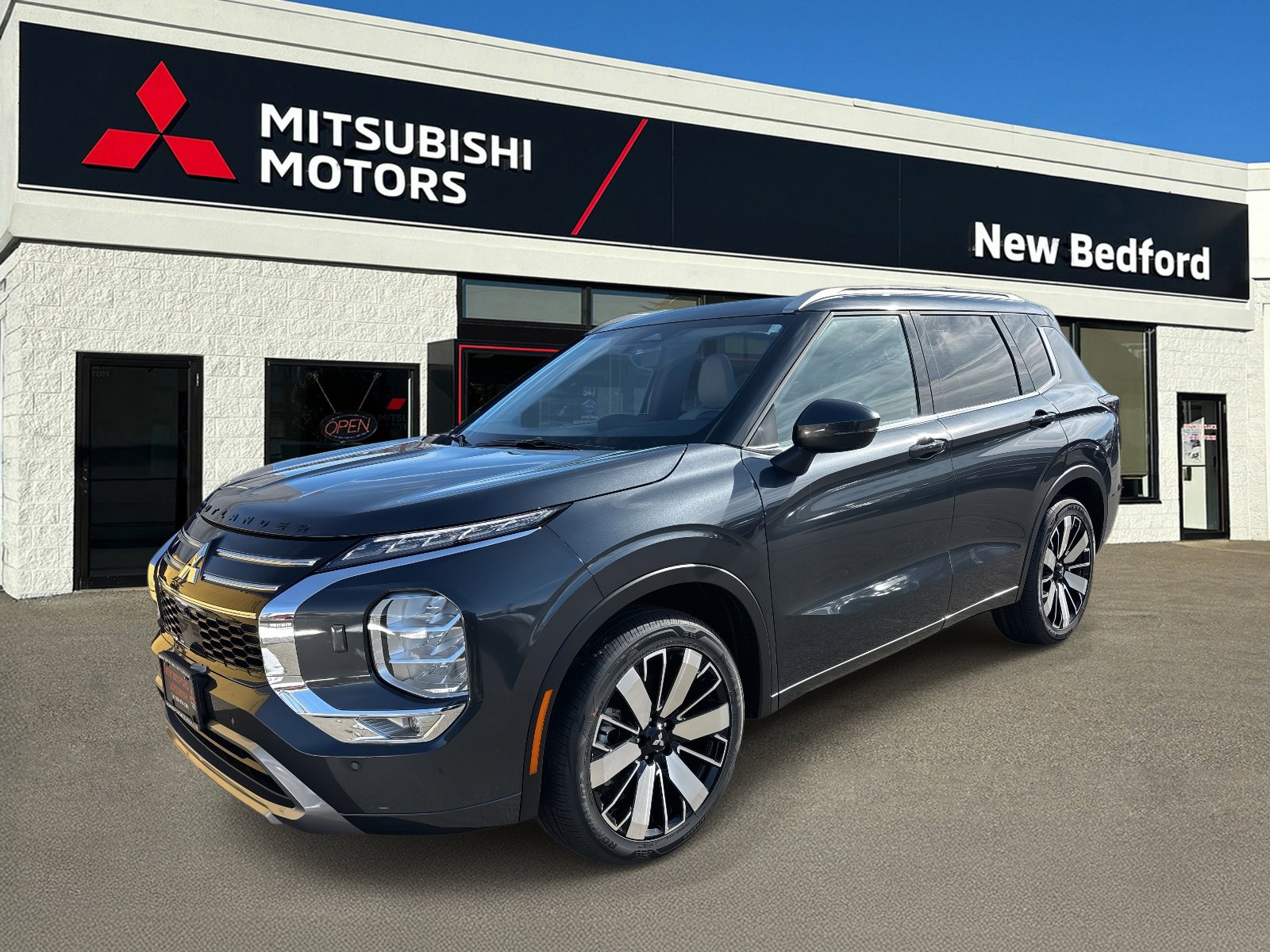 New 2026 Mitsubishi Outlander SEL image 1