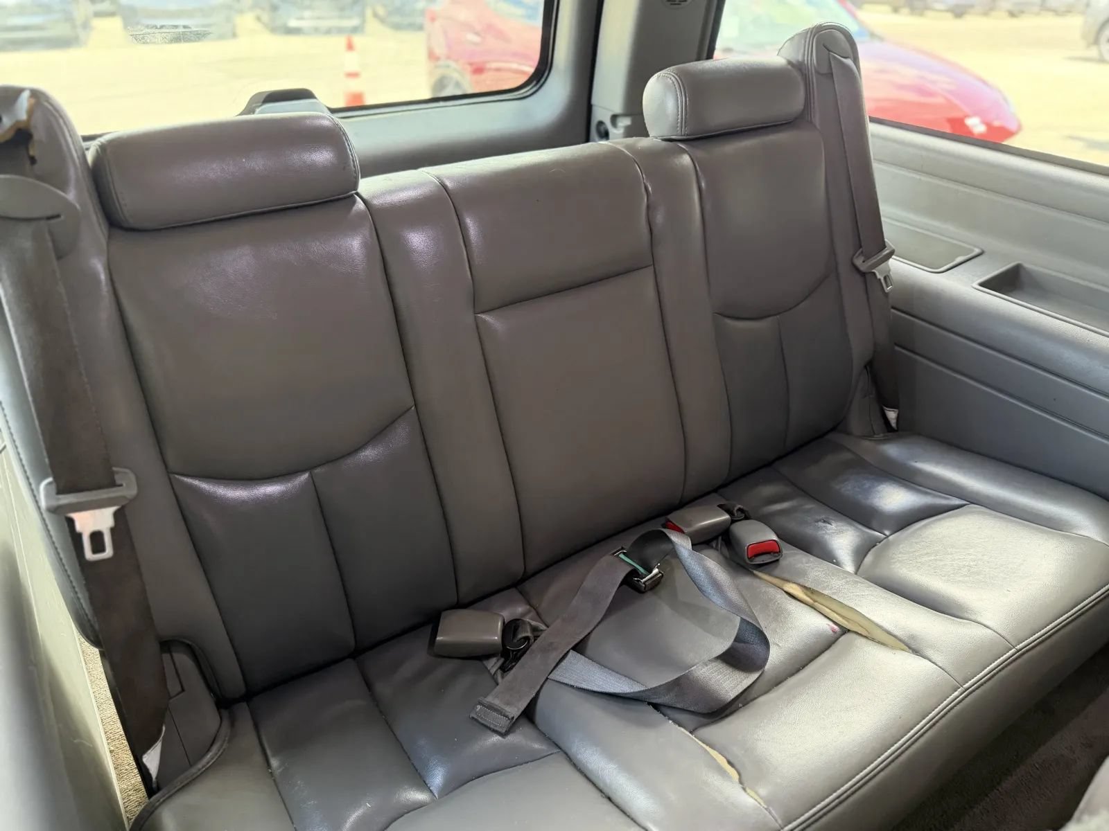 Used 2005 GMC Yukon XL Denali AWD/4WD image 17