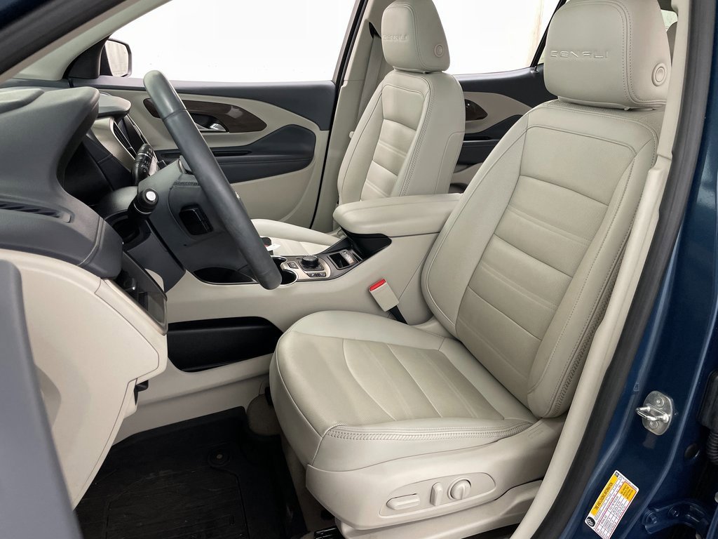 Certified 2024 GMC Terrain Denali w/ Denali Premium Package image 29