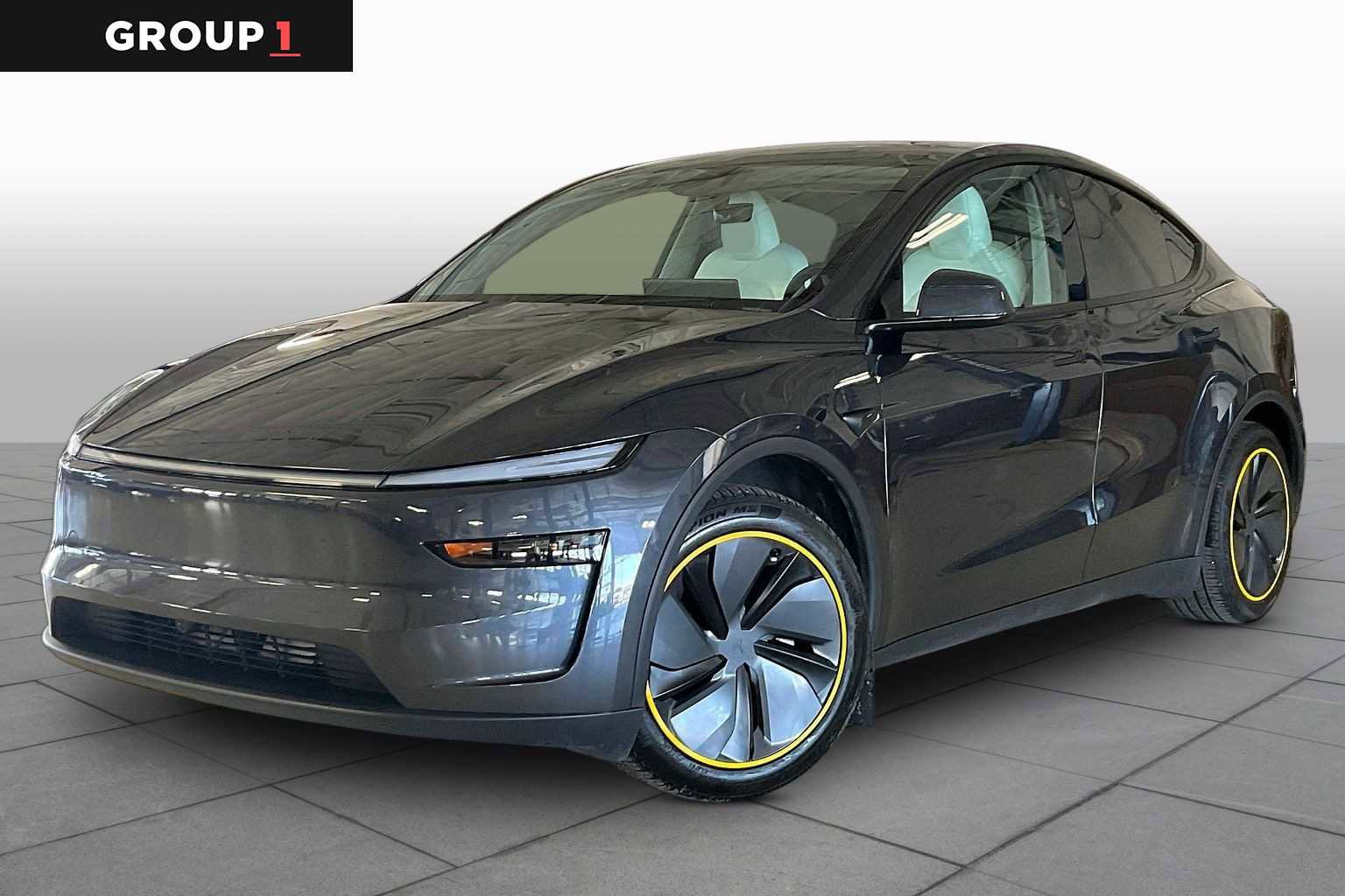 Used 2026 Tesla Model Y AWD video 1