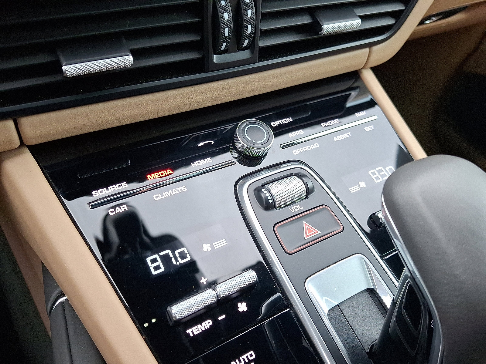 Used 2019 Porsche Cayenne Turbo image 15