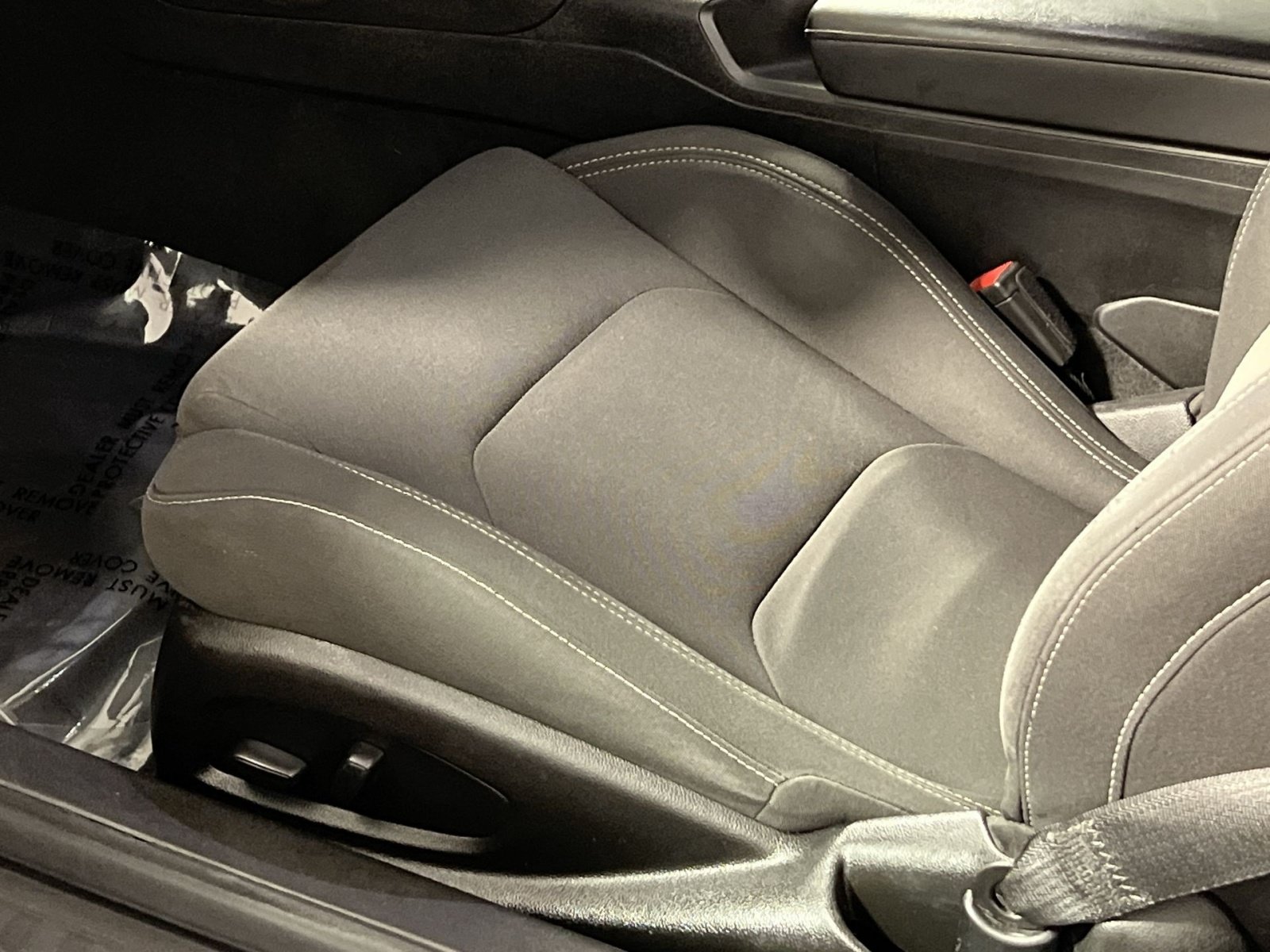 Used 2021 Chevrolet Camaro LT RWD image 15