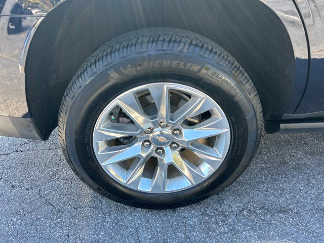 Used 2024 Chevrolet Tahoe Premier w/ Premium Package image 12