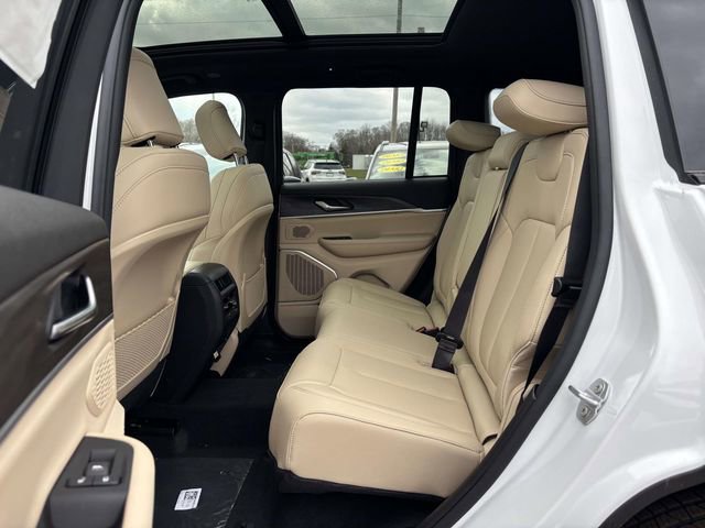 New 2026 Jeep Grand Cherokee Limited w/ Limited Altitude Package image 6