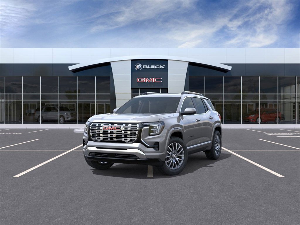 New 2026 GMC Terrain Denali w/ LPO, Black Badging Package image 8