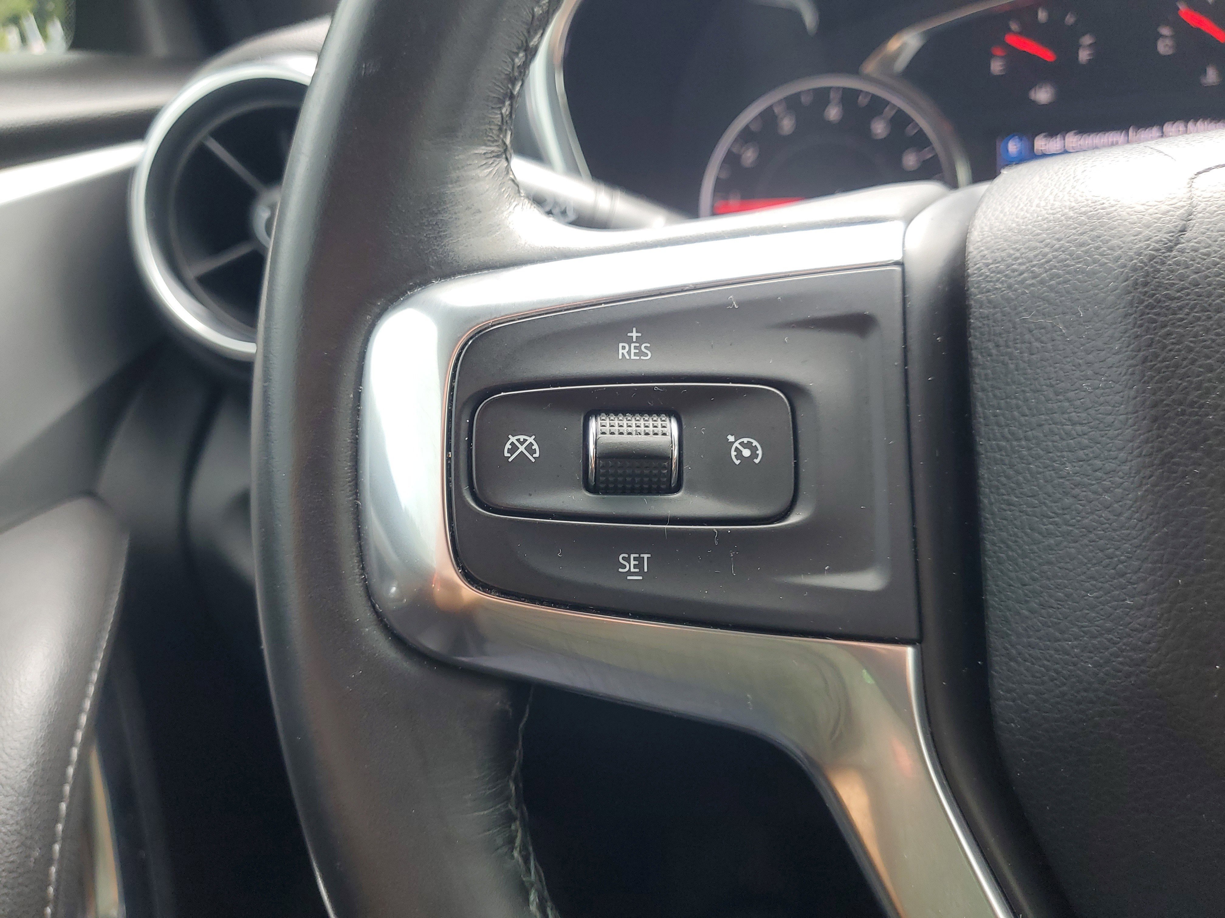 Used 2019 Chevrolet Blazer LT image 21