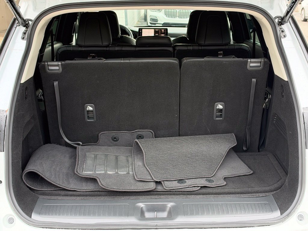 Used 2026 INFINITI QX60 Luxe w/ Cargo Package AWD/4WD image 35