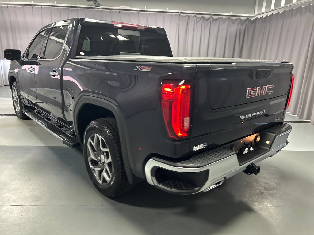 Used 2023 GMC Sierra 1500 SLT w/ SLT Premium Package AWD/4WD image 5