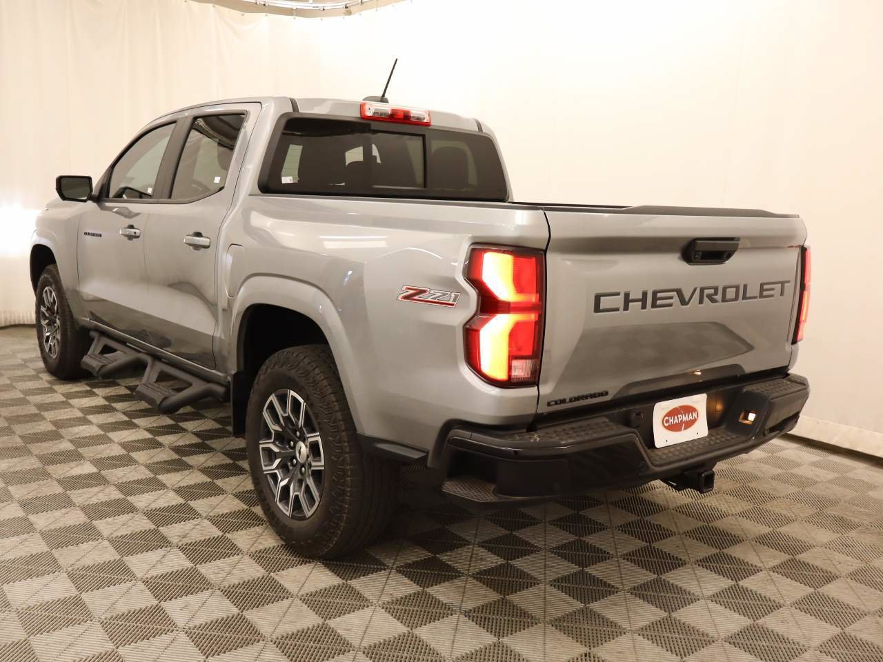 Used 2024 Chevrolet Colorado Z71 w/ Z71 Convenience Package 2 AWD/4WD image 3
