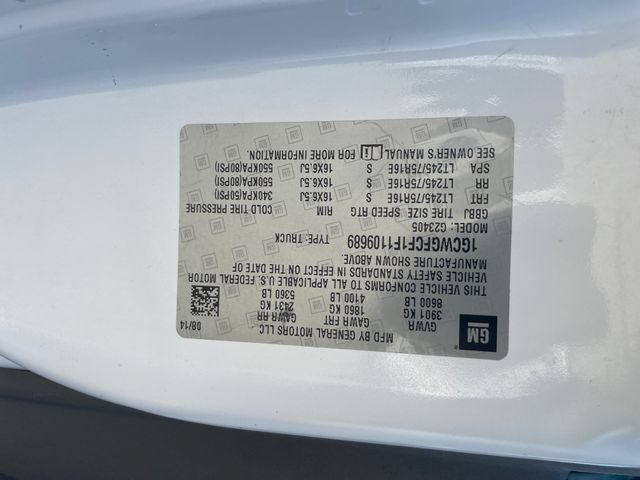 Used 2015 Chevrolet Express 2500 RWD image 18
