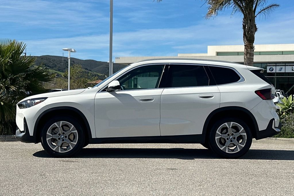 Used 2023 BMW X1 xDrive28i image 6