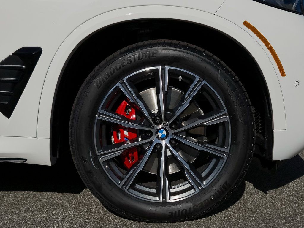 New 2026 BMW X5 xDrive40i w/ M Sport Package image 9