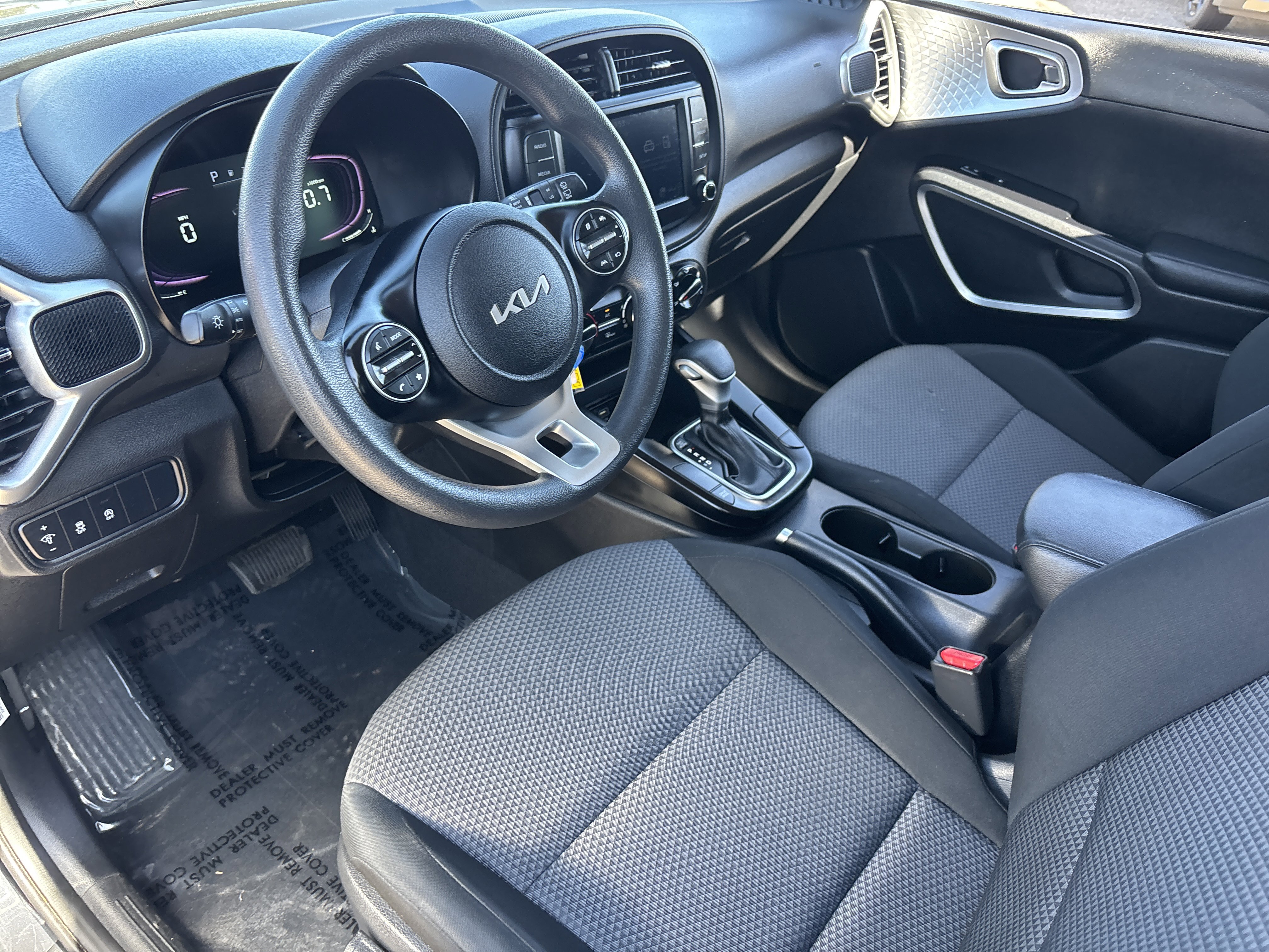 Certified 2023 Kia Soul LX w/ Option Group 015 FWD image 20