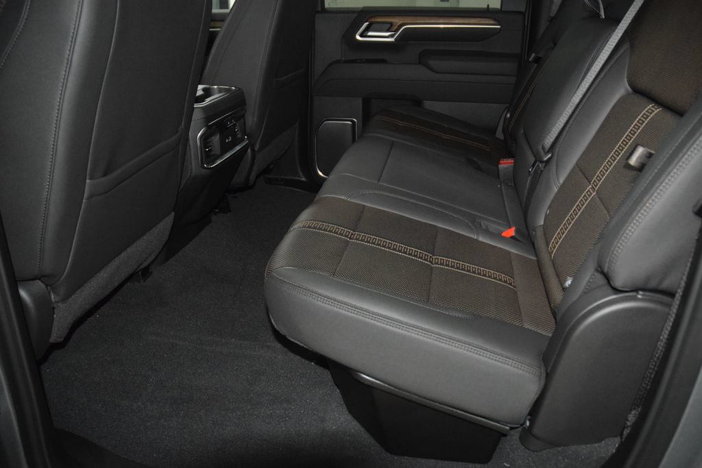 New 2026 Chevrolet Silverado 2500 High Country w/ High Country Premium Package AWD/4WD image 48