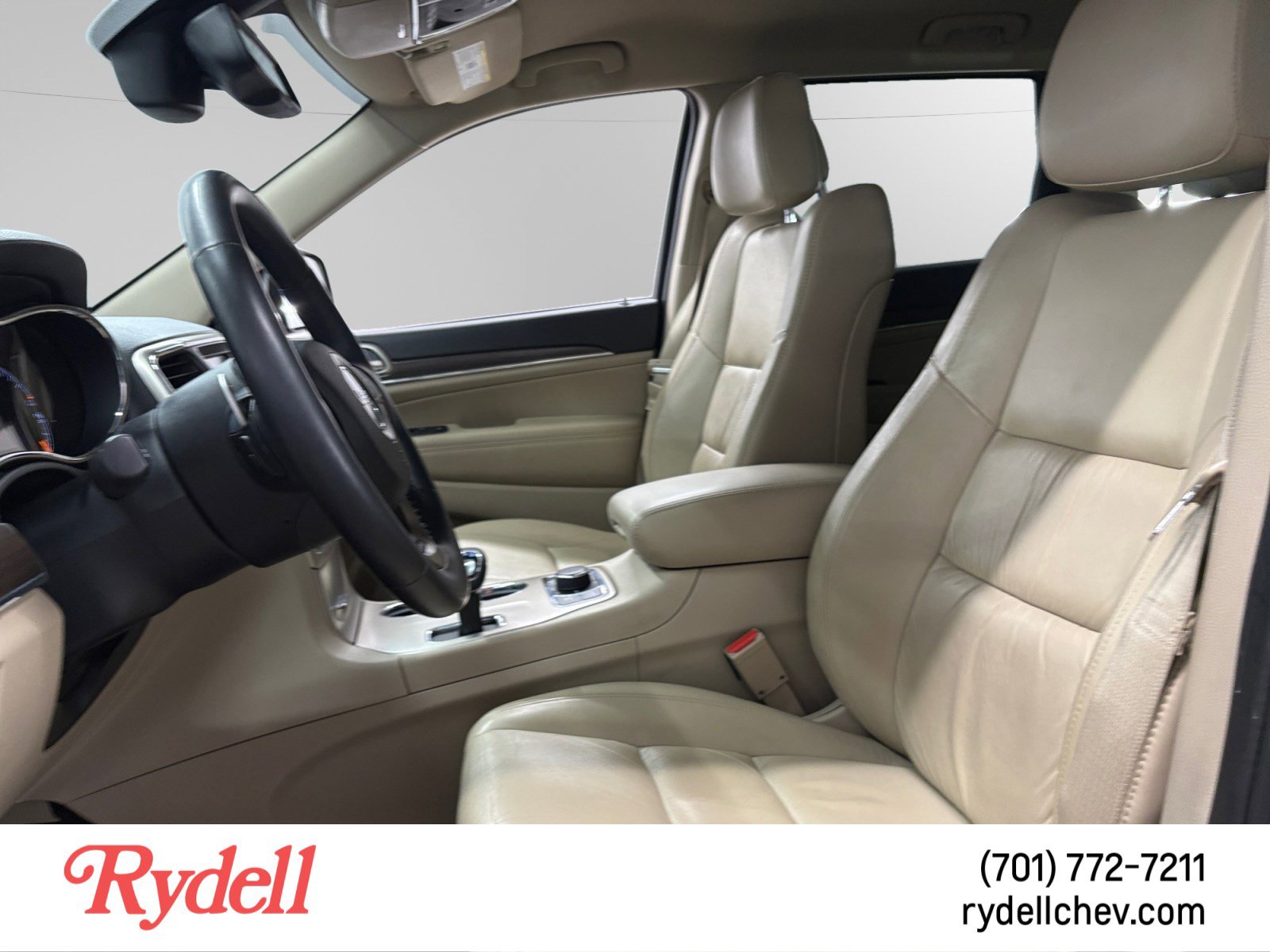 Used 2014 Jeep Grand Cherokee Limited AWD/4WD image 10